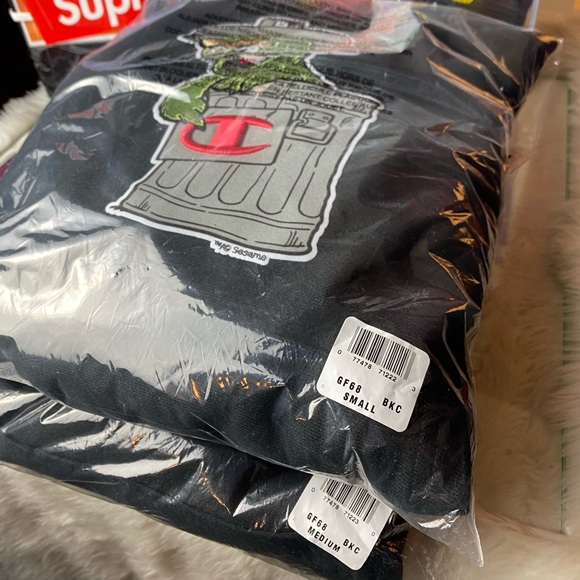 🆕 Champion X Sesame Street Reverse Weave Hoodie💧 - Picture 6 of 6